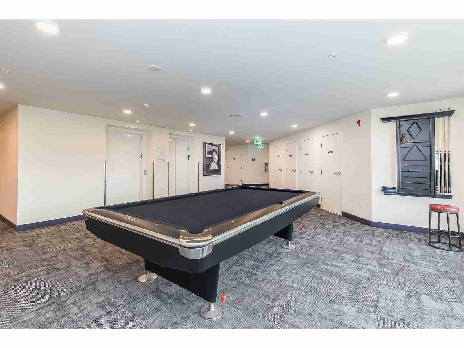 315 8497 YOUNG ROAD|Chilliwack Proper South