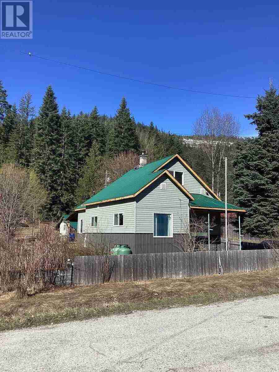 303 FIR Street Nelson South/Salmo Rural
