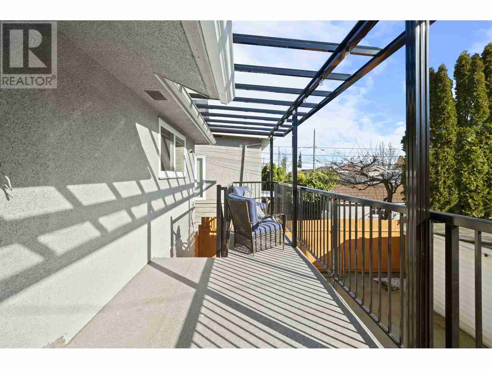 870 W 59TH AVENUE