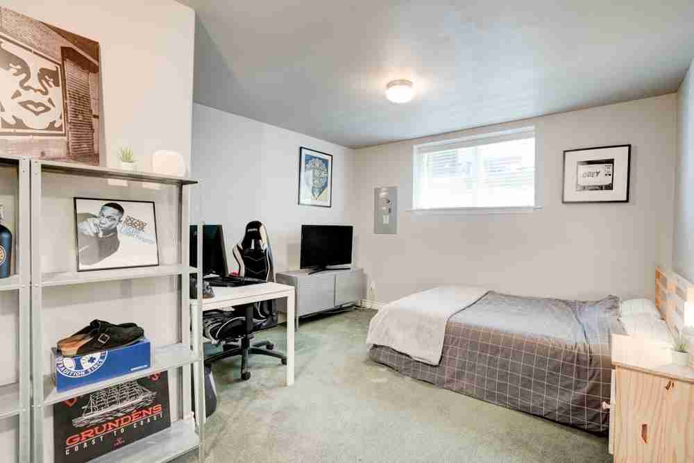 3331 ROSEMARY HEIGHTS CRESCENT
