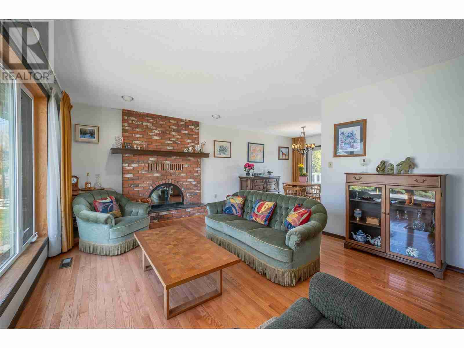 2681 Abbott Street Kelowna South