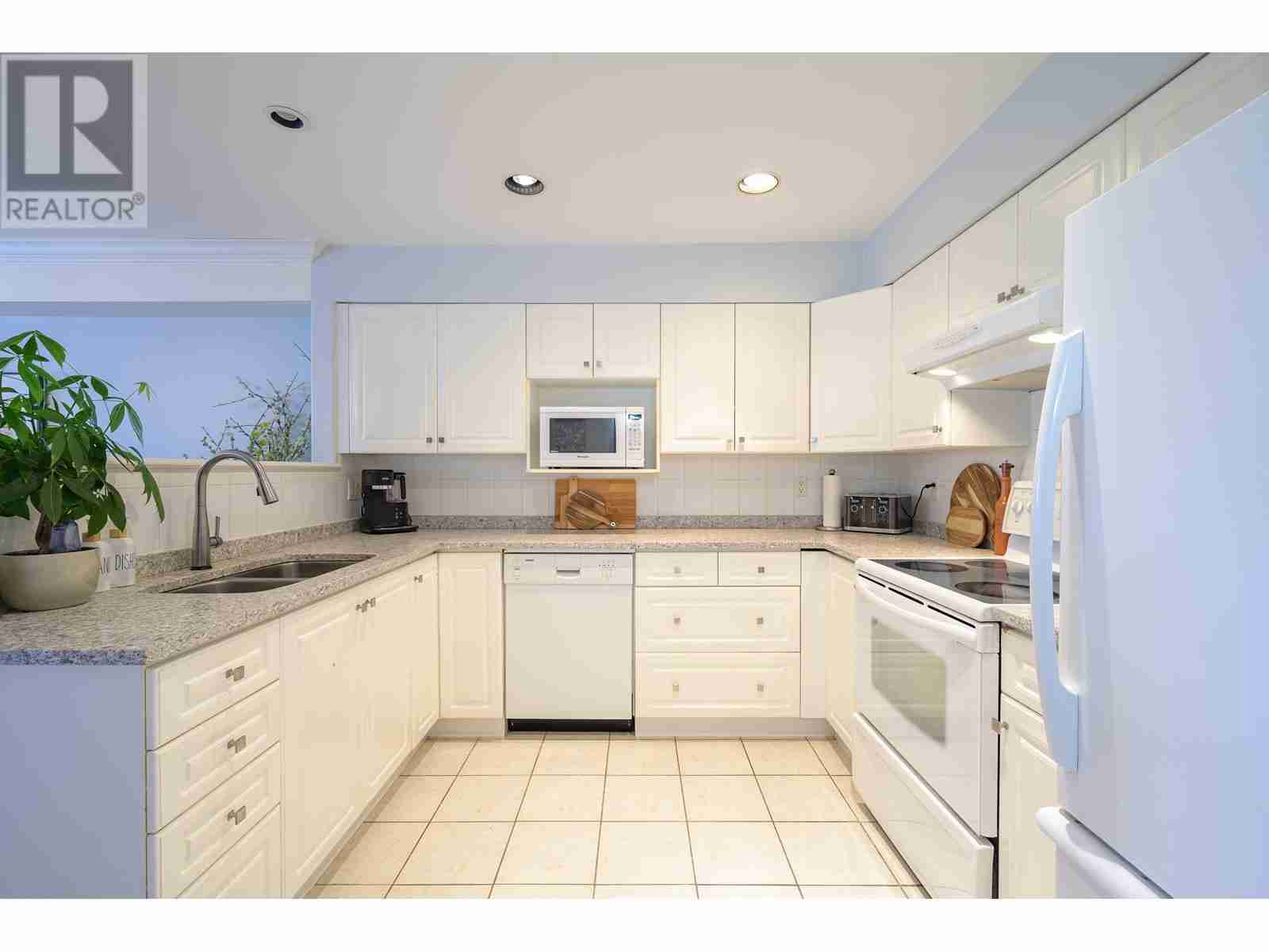 A203 1258 HUNTER ROAD