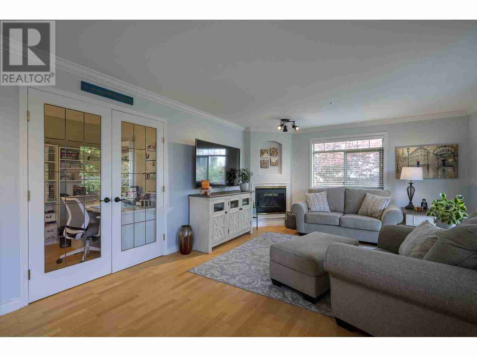 A203 1258 HUNTER ROAD