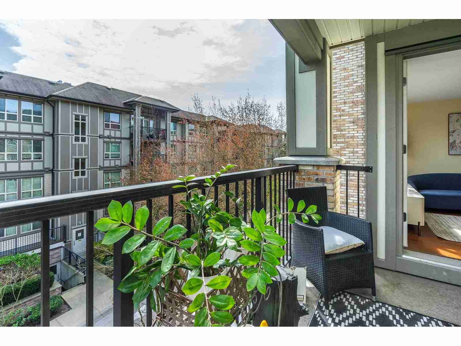 412 8717 160 STREET