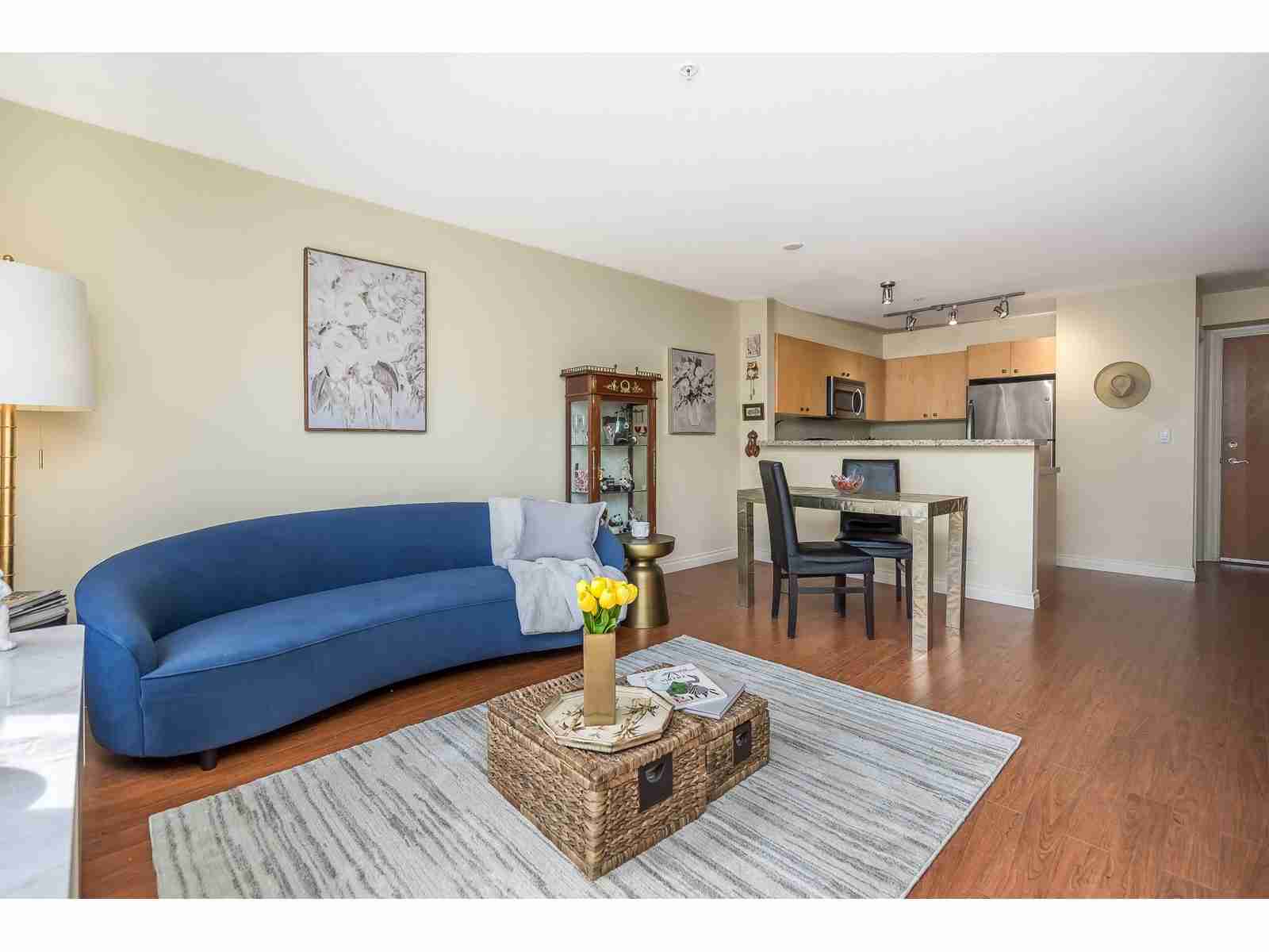 412 8717 160 STREET