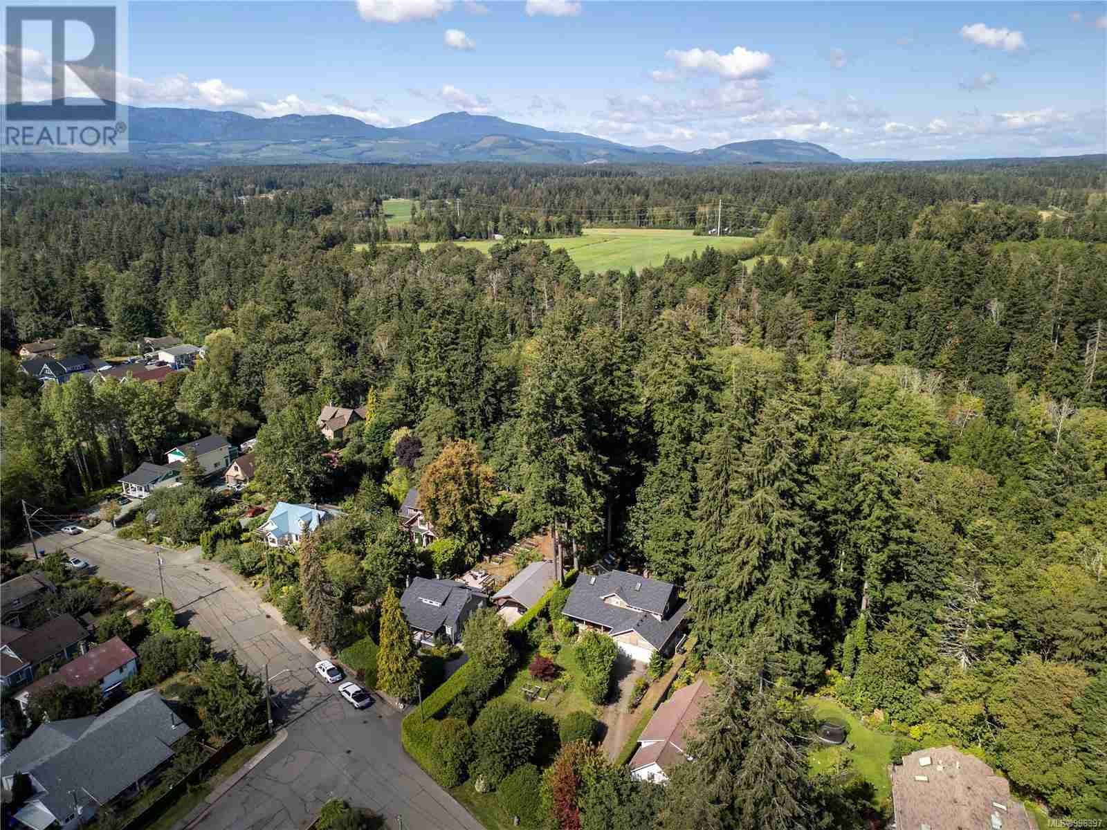 789 3RD St Courtenay City