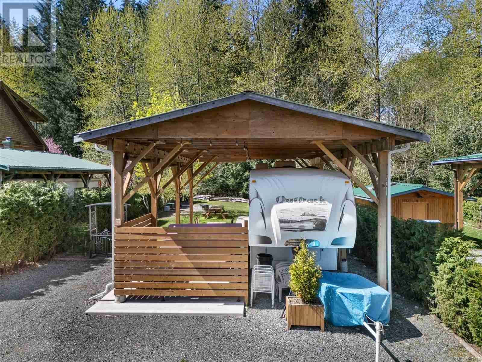 29 8631 South Shore Rd Lake Cowichan