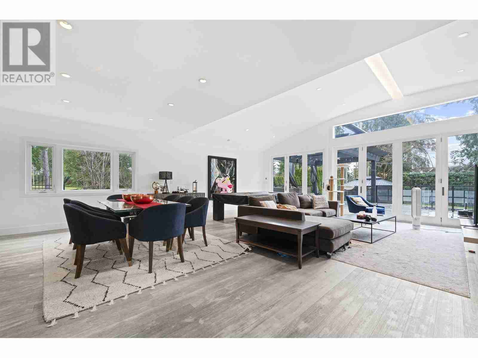 4215 EVERGREEN AVENUE