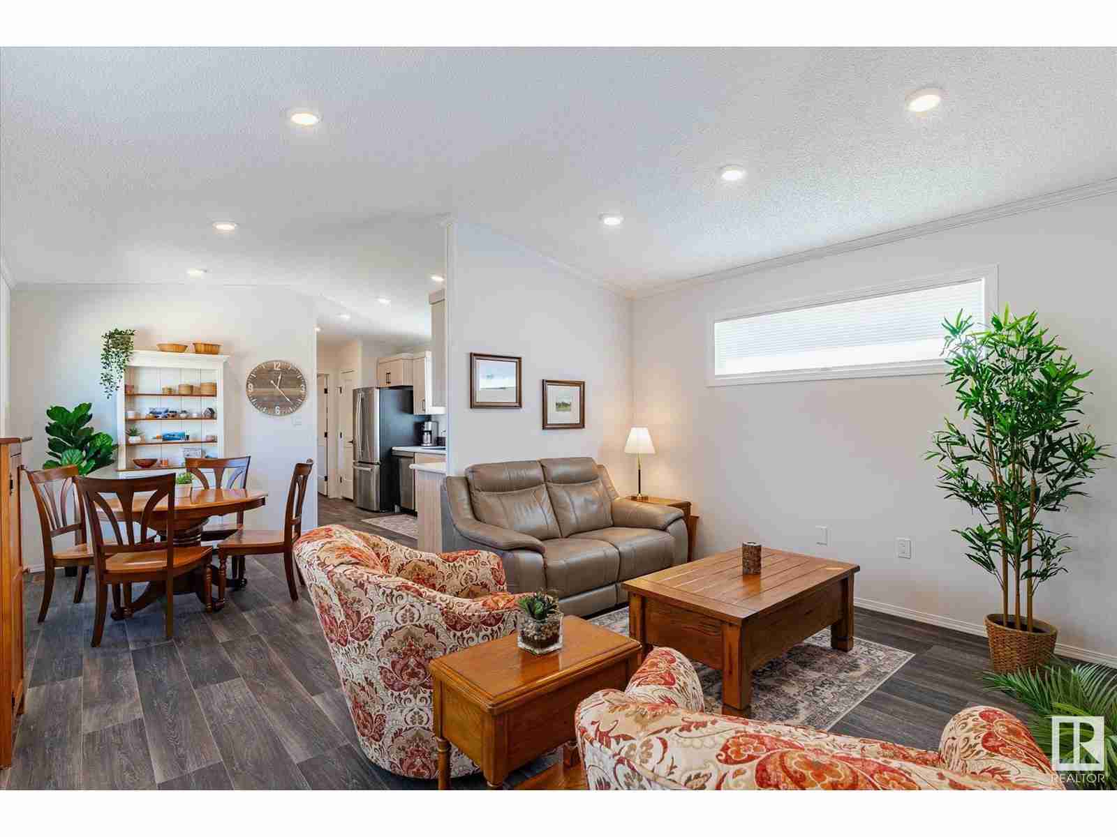 105 lily LN Morinville