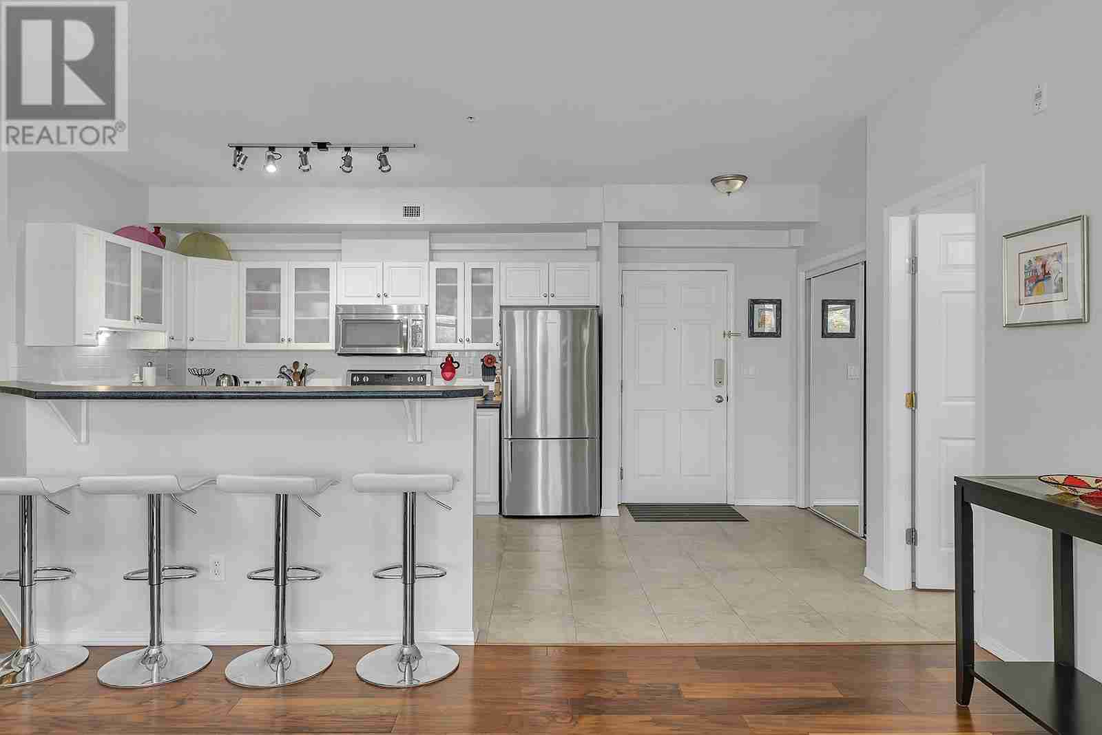 1088 Sunset Drive Unit# 410 Kelowna North
