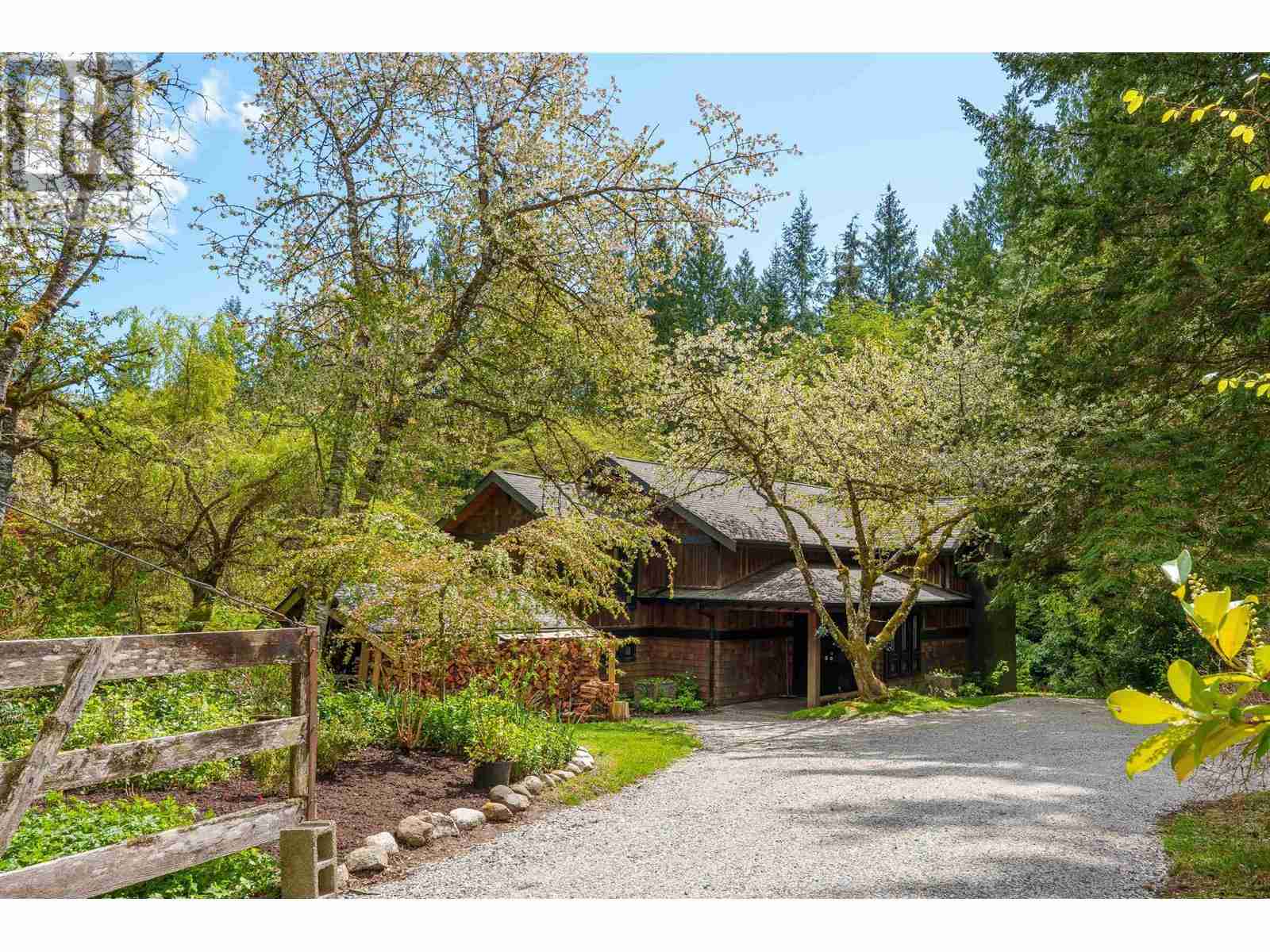 1531 LOCKYER ROAD