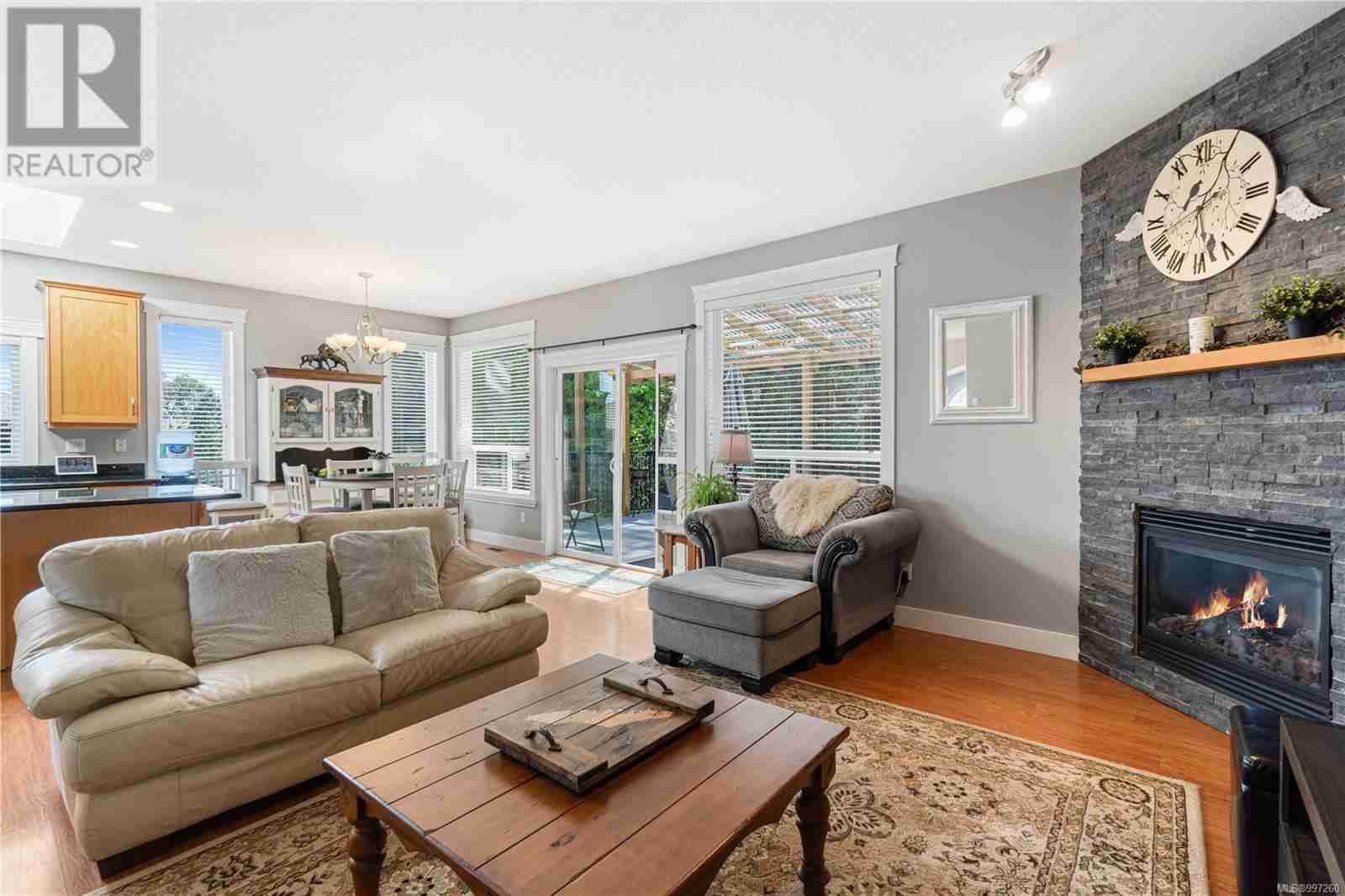 1343 Thalia Pl University District