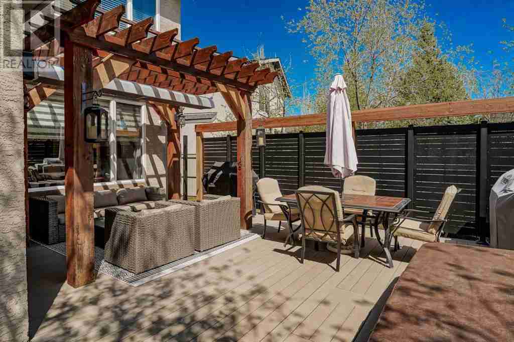 36 Cranleigh Court SE Cranston