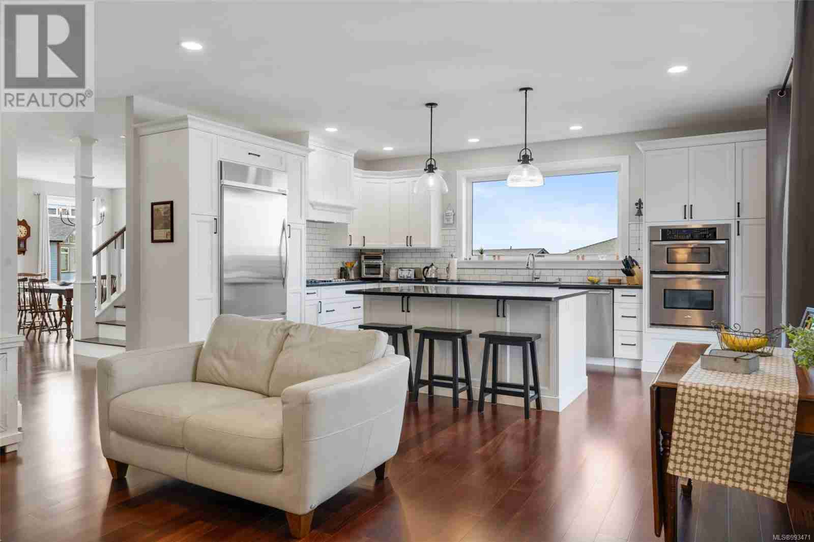 10123 Island View Close Chemainus