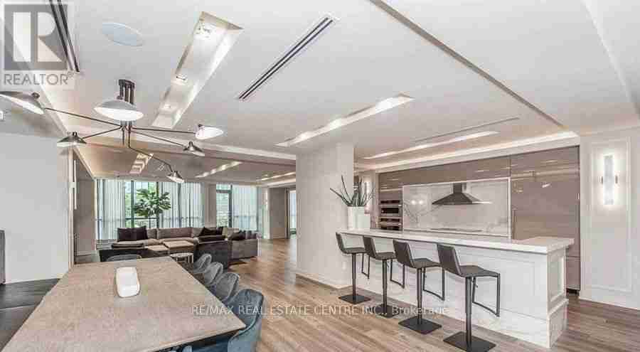 604 - 4085 PARKSIDE VILLAGE DRIVE