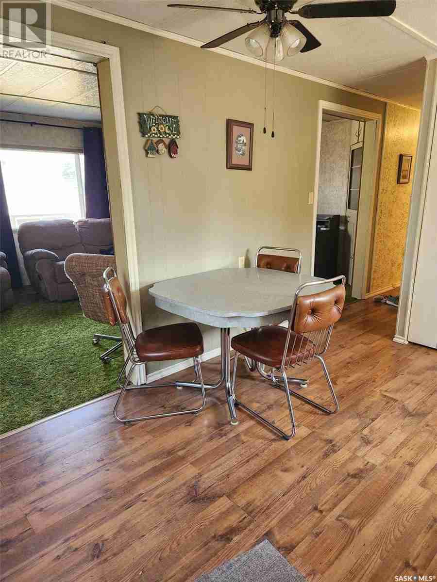 267 Lakeshore DRIVE