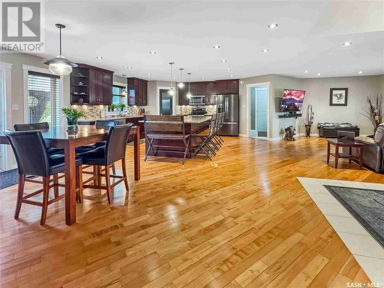 6 Battle Ridge ESTATES
