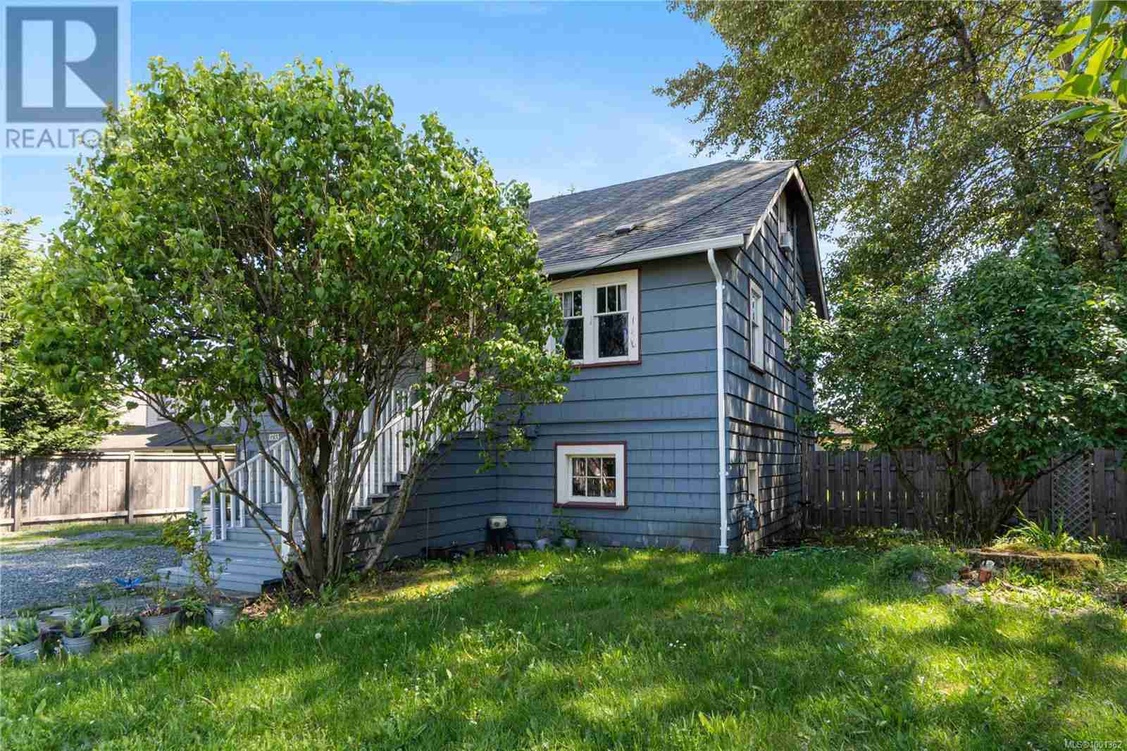 1733 Northfield Rd Central Nanaimo