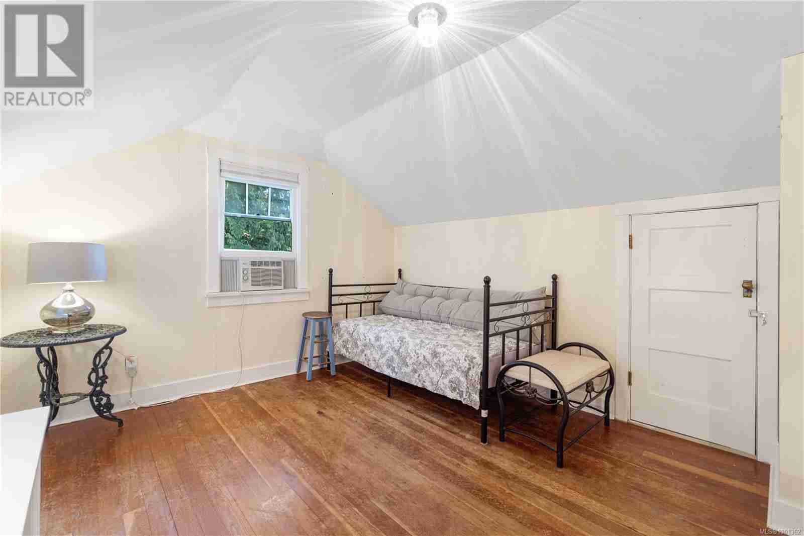 1733 Northfield Rd Central Nanaimo