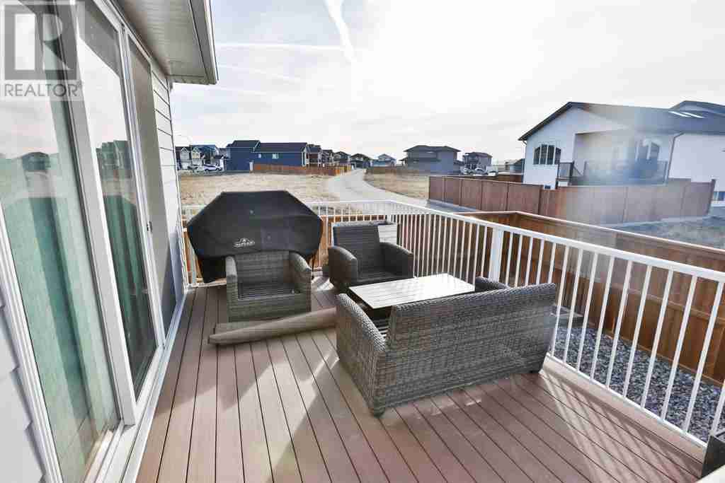 660 Sixmile Crescent S Southgate