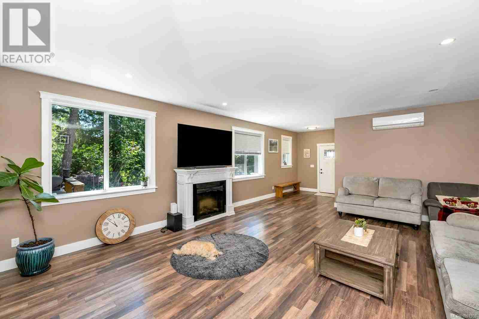 905 Whittaker Rd Malahat Proper