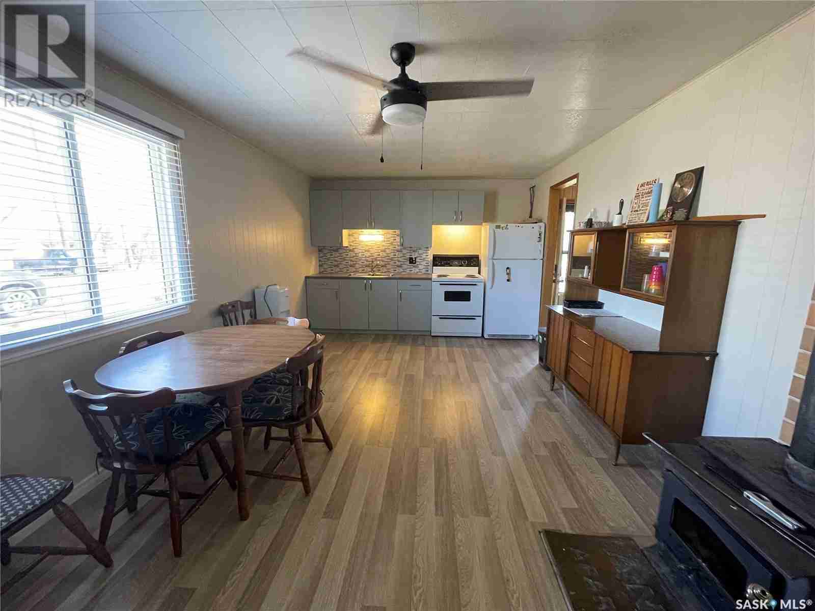 361 Lakeshore DRIVE
