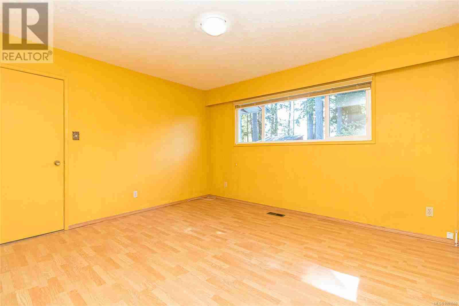 2910 Leigh Rd Langford Lake