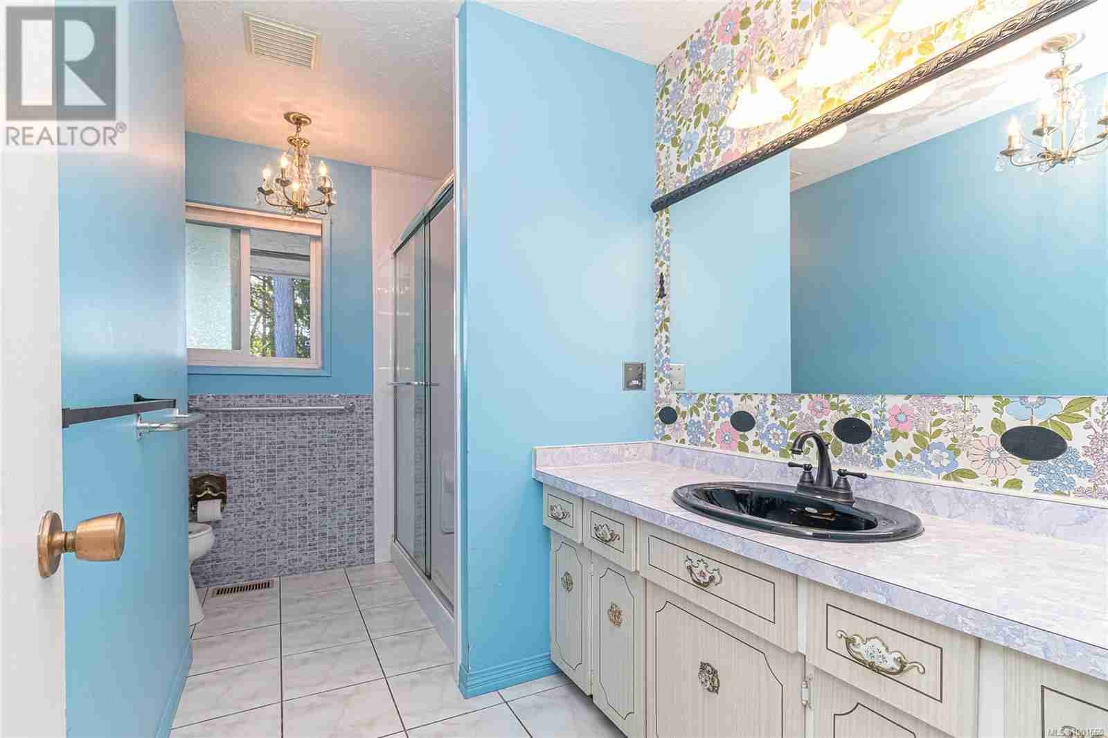 2910 Leigh Rd Langford Lake