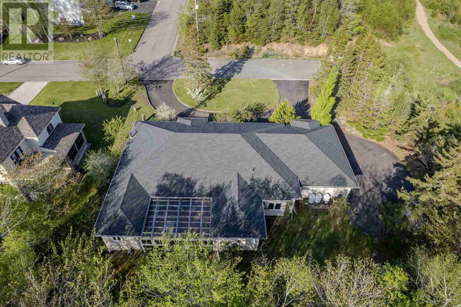50 Carriage Hill Drive