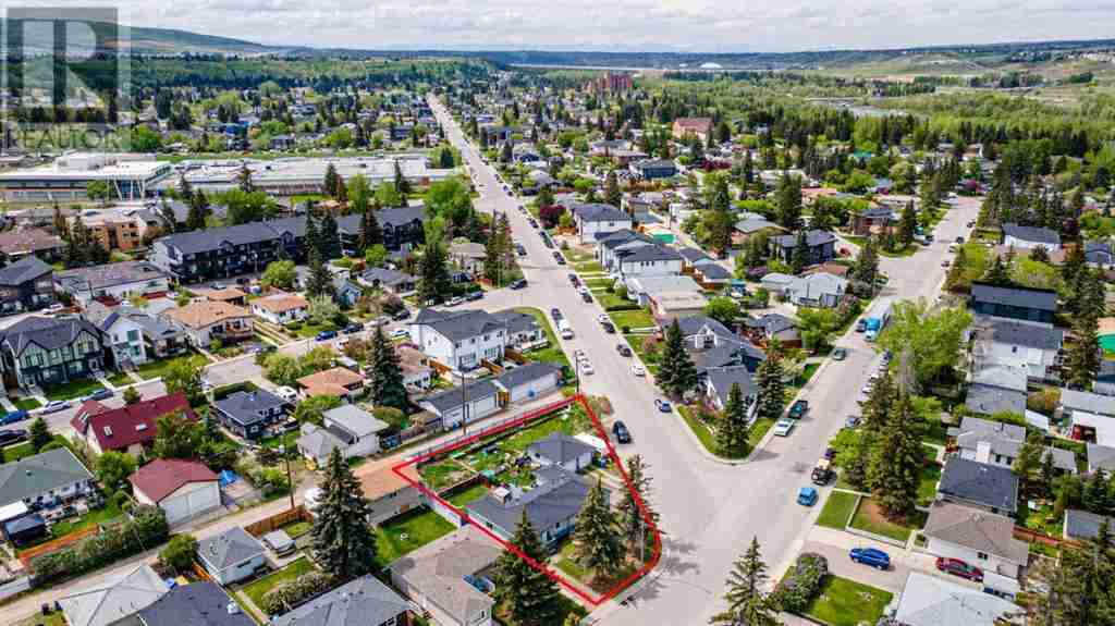 4649 70 Street NW Bowness
