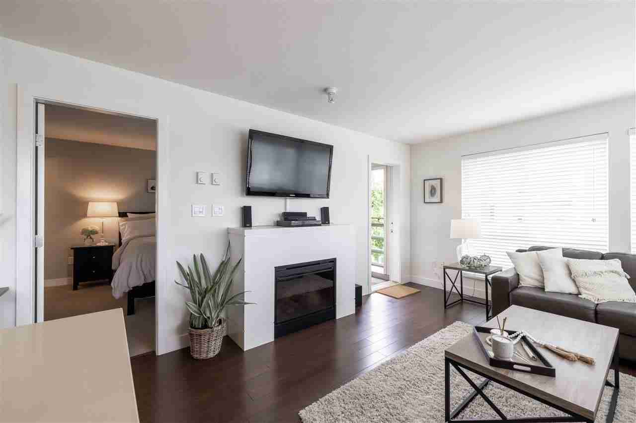 205 15765 CROYDON DRIVE