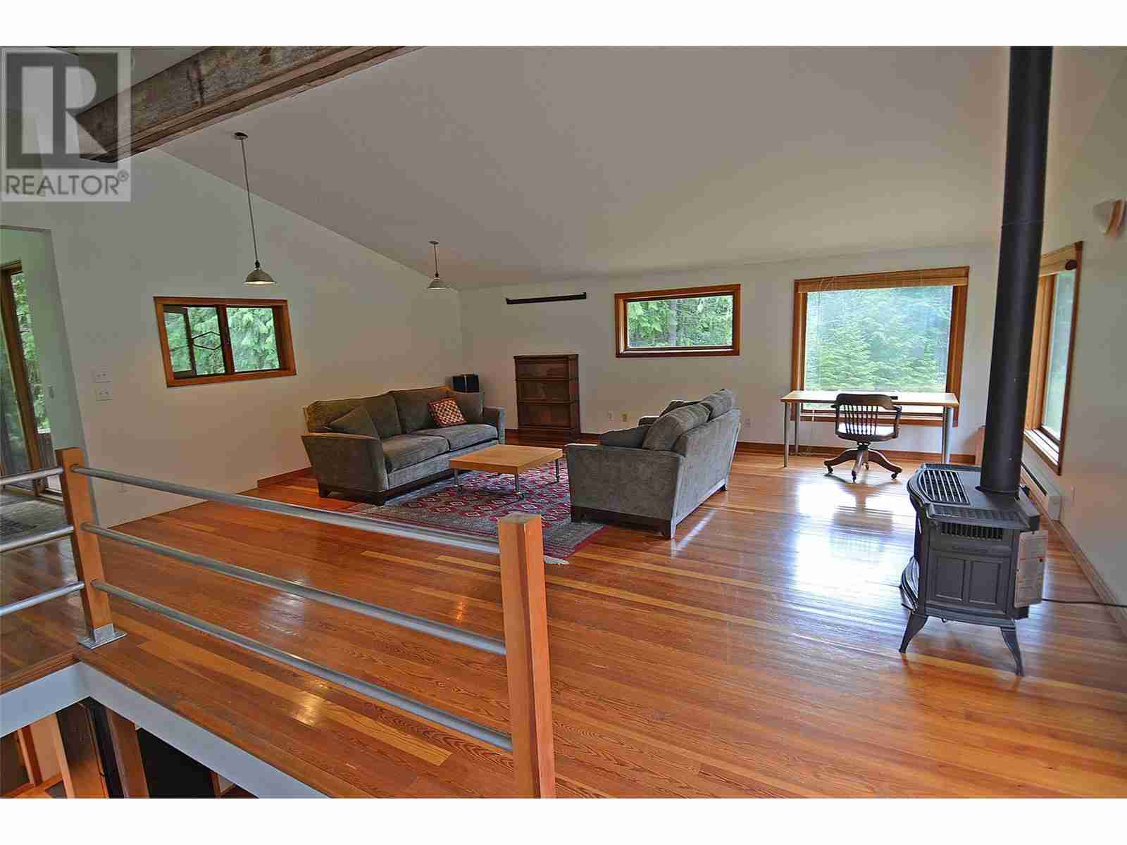 4911 Slocan River Road Passmore/Winlaw/Slocan