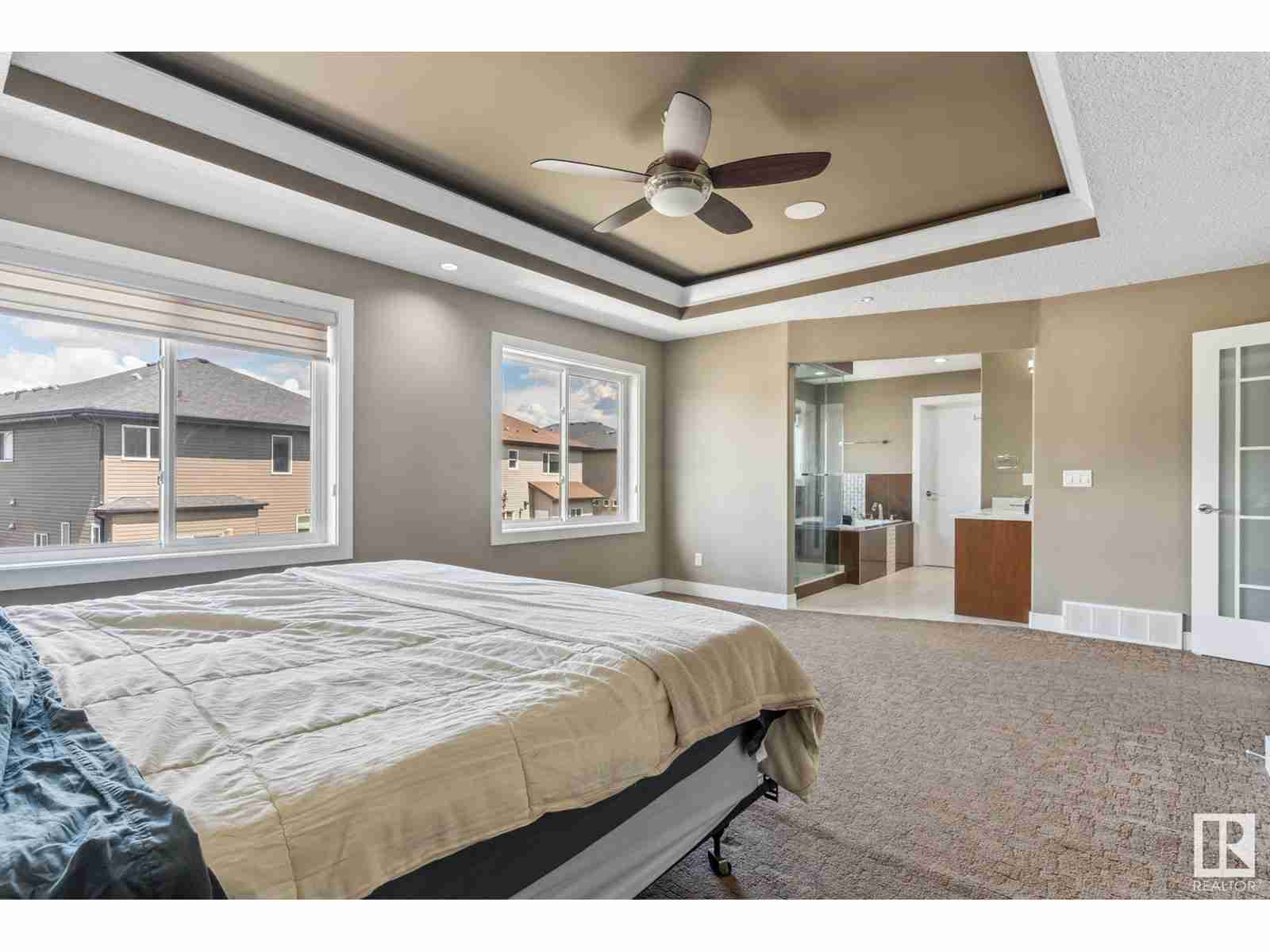 6112 55 AV Eaglemont Heights