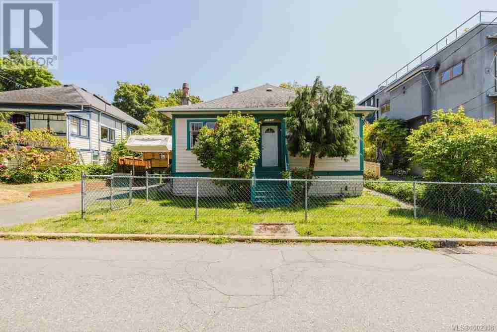 745 Front St Victoria West