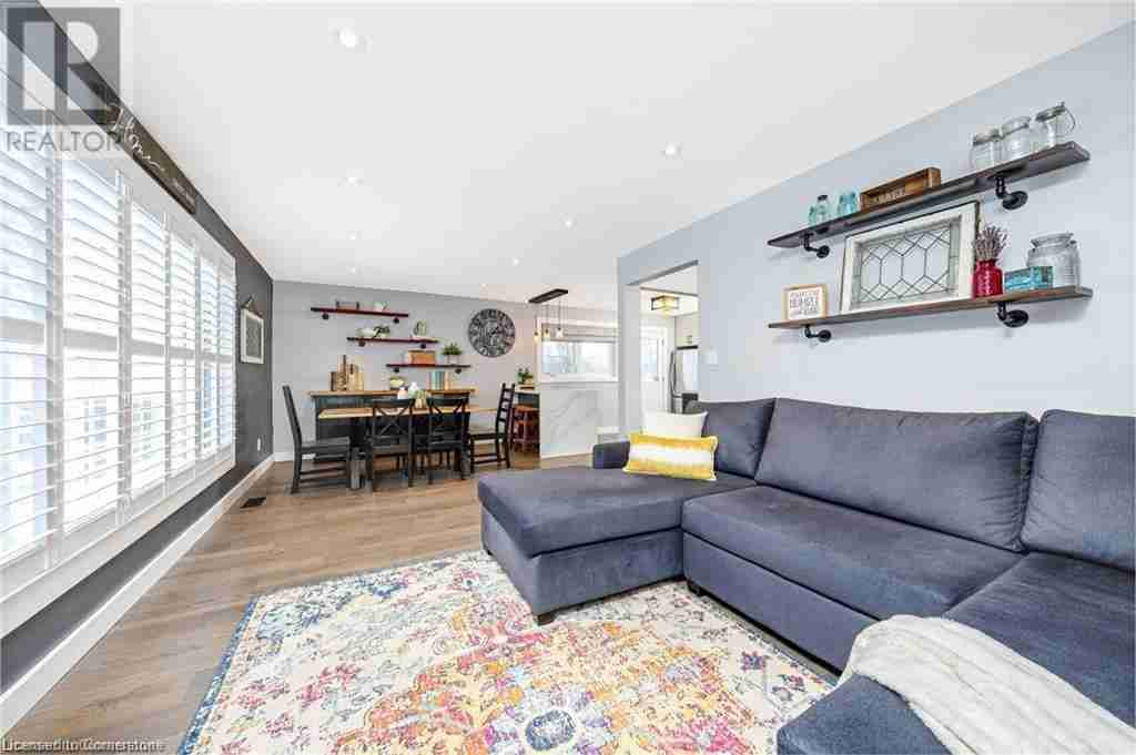 390 WOODWARD Avenue 1035 - OM Old Milton