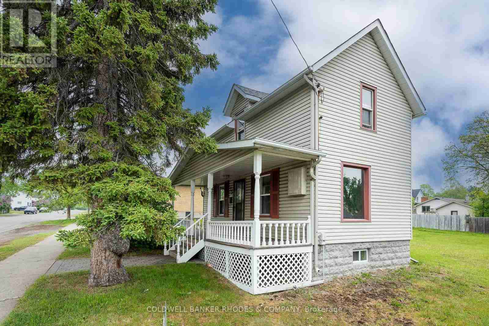 73 EMPRESS AVENUE N