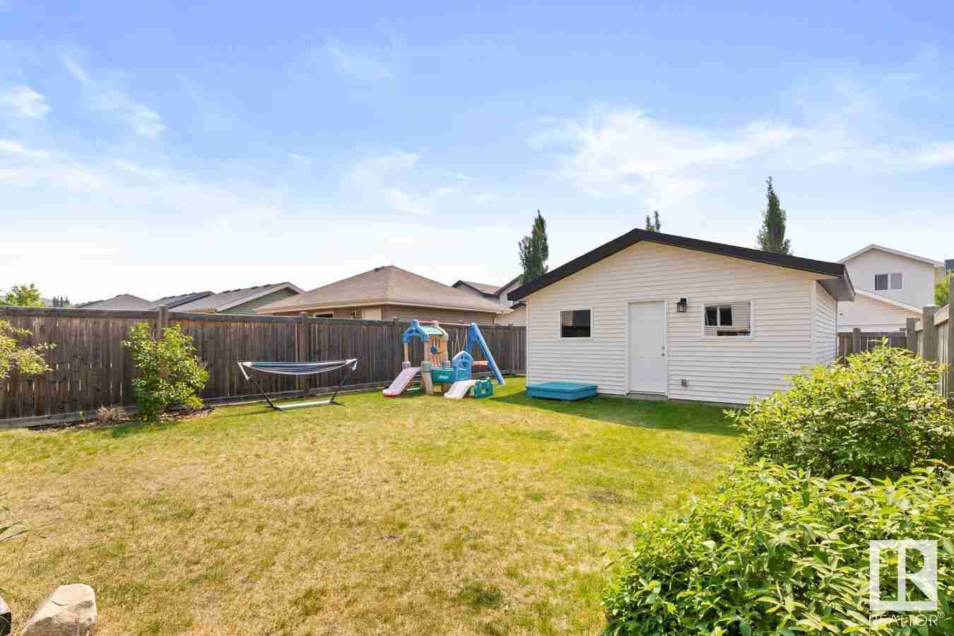 5229 2A AV SW Charlesworth