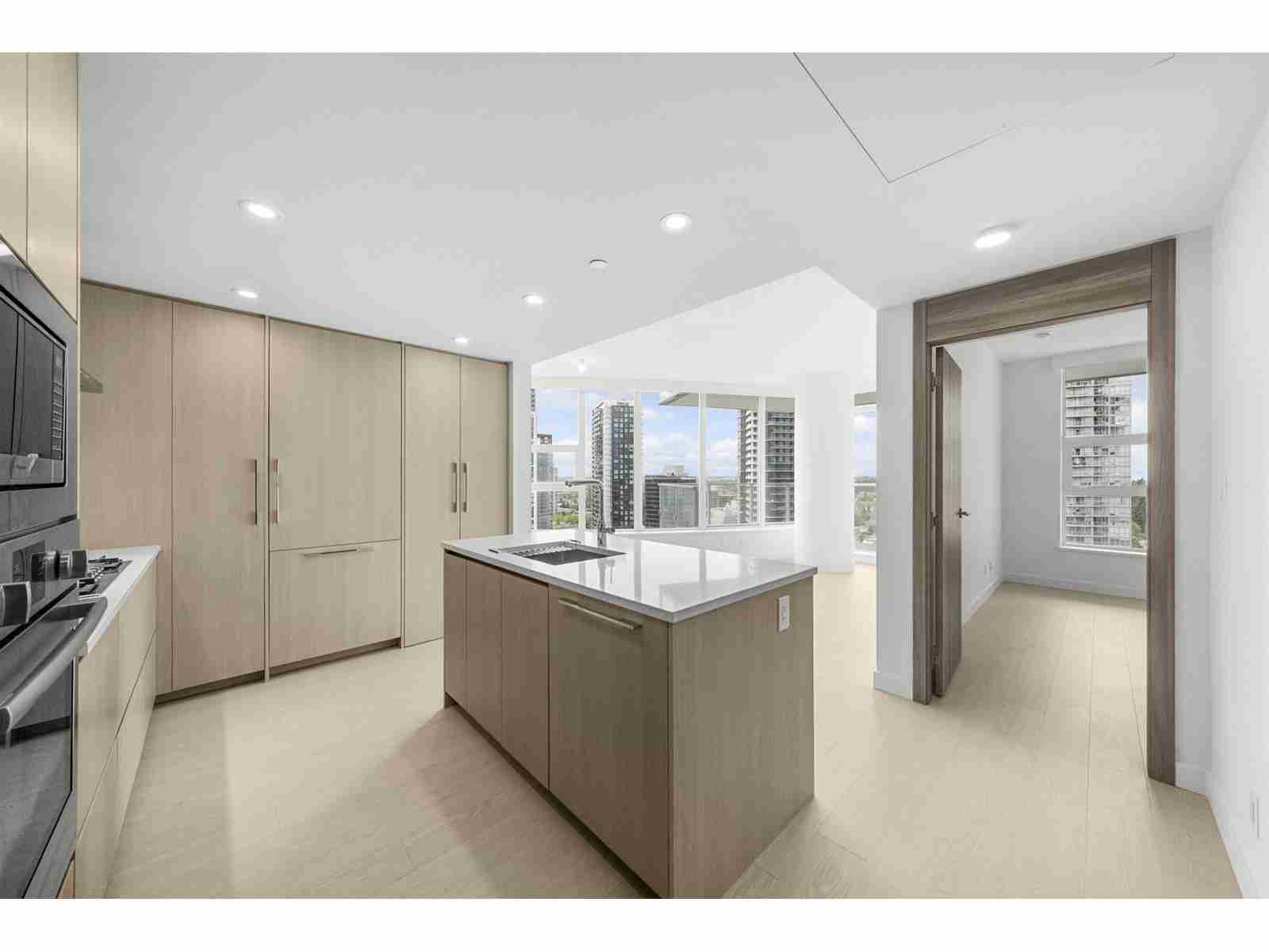 2208 13768 100TH AVENUE