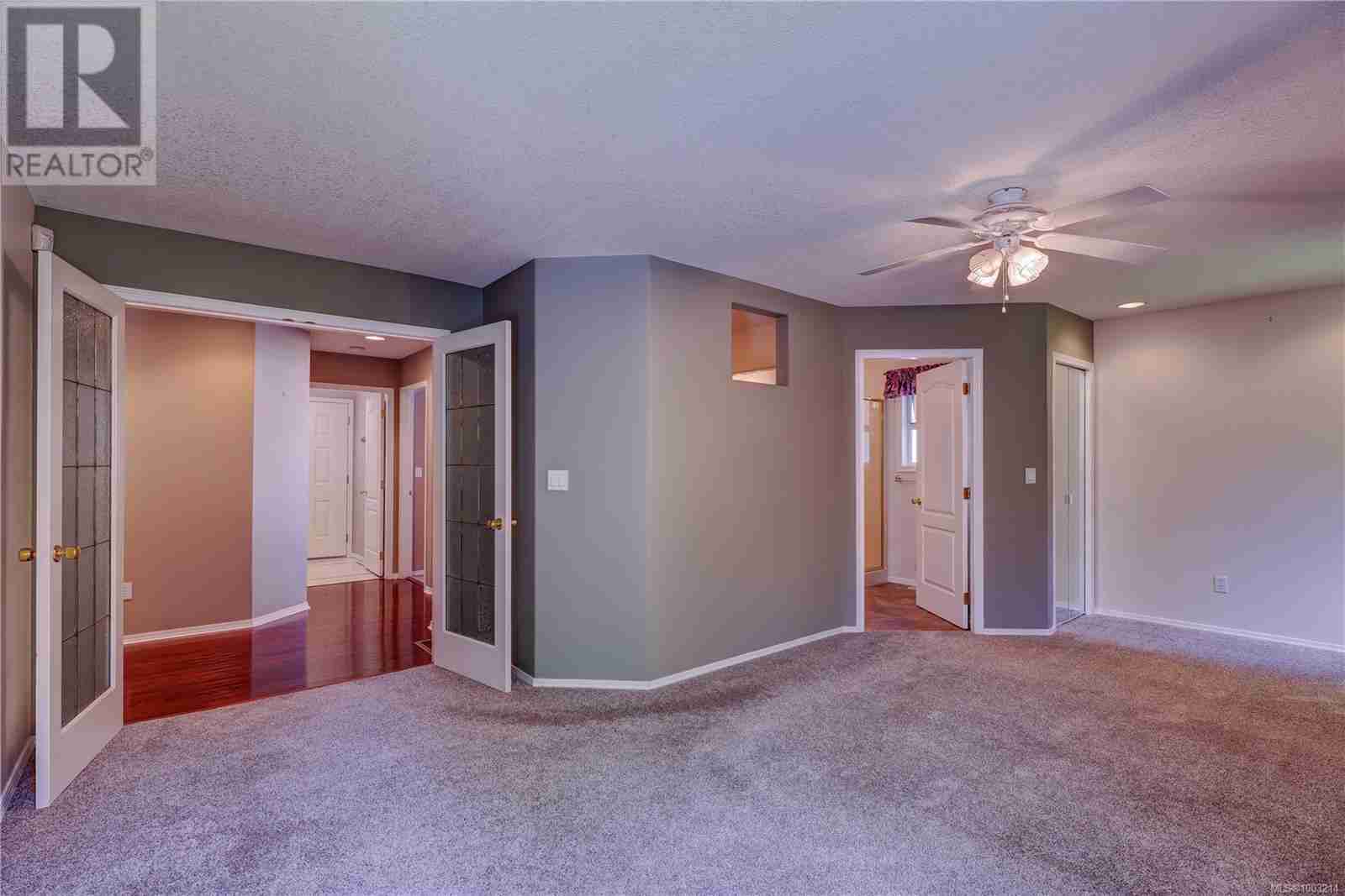 2377 Westhill Pl South Jingle Pot
