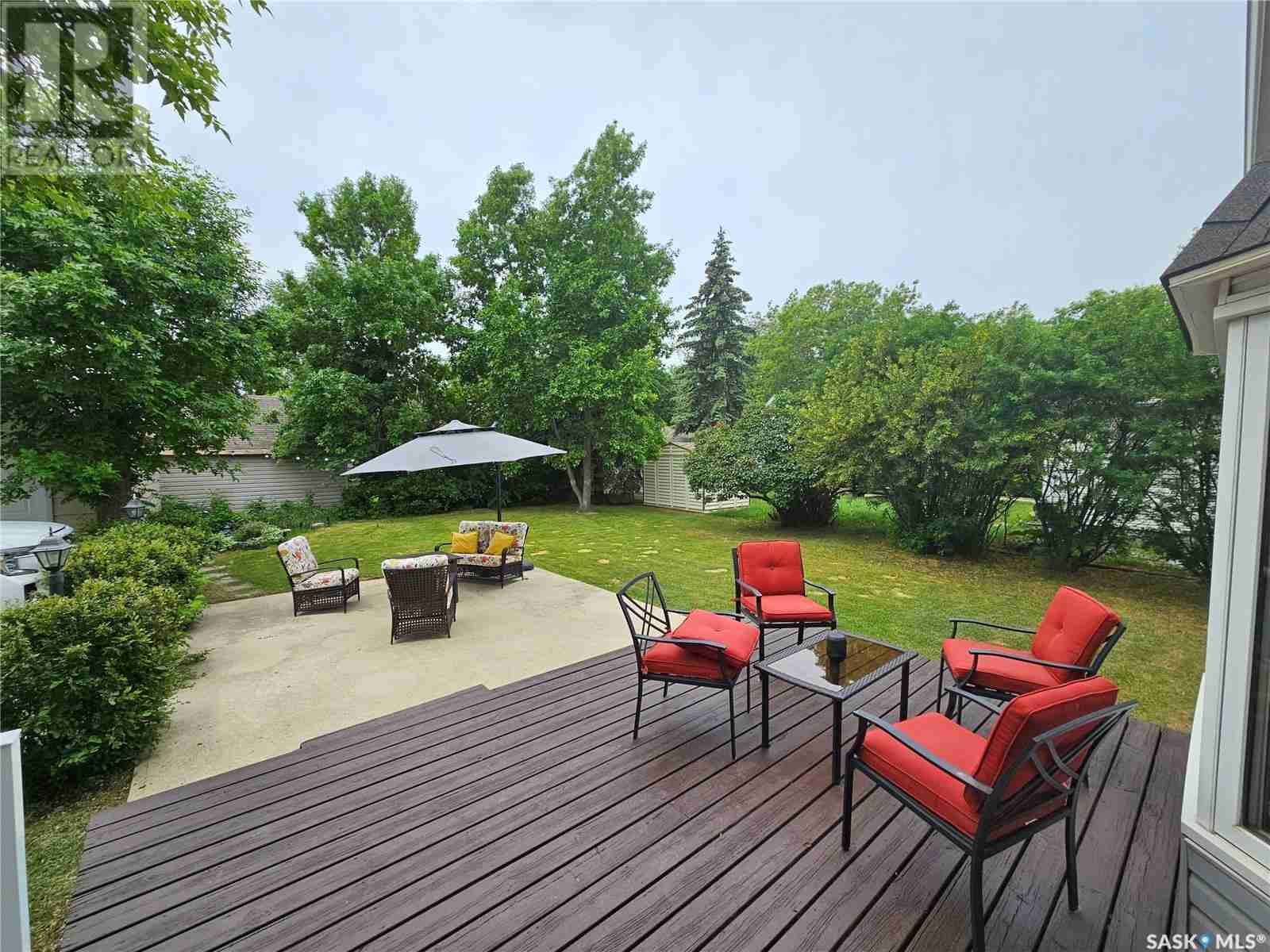 202 Souris AVENUE