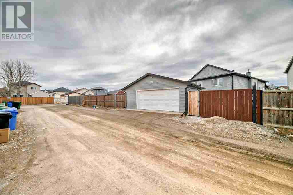 231 Saddlemead Road NE Saddle Ridge
