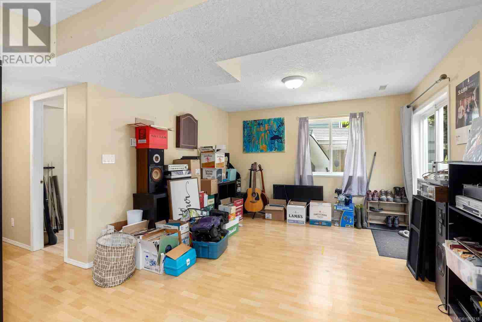 3166 Golab Pl West Duncan