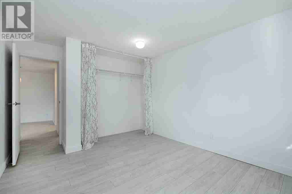 12, 3012 Edenwold Heights NW Edgemont