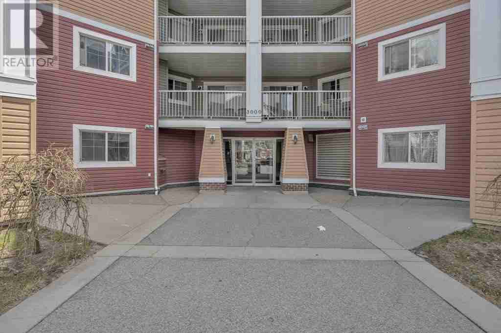3425, 10 Prestwick Bay SE McKenzie Towne
