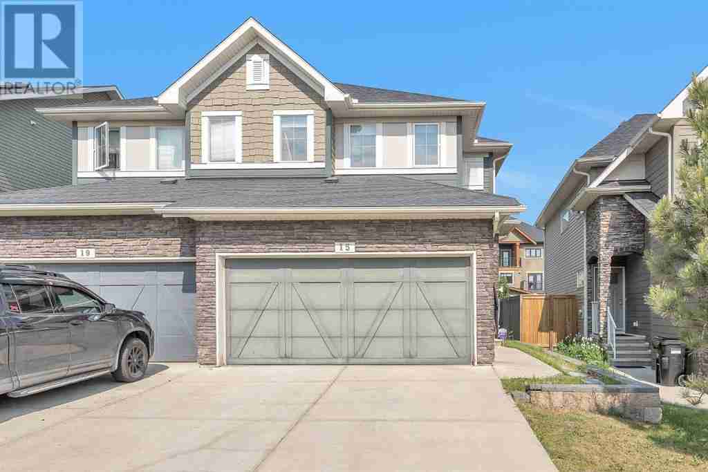 15 Kincora Crescent NW Kincora