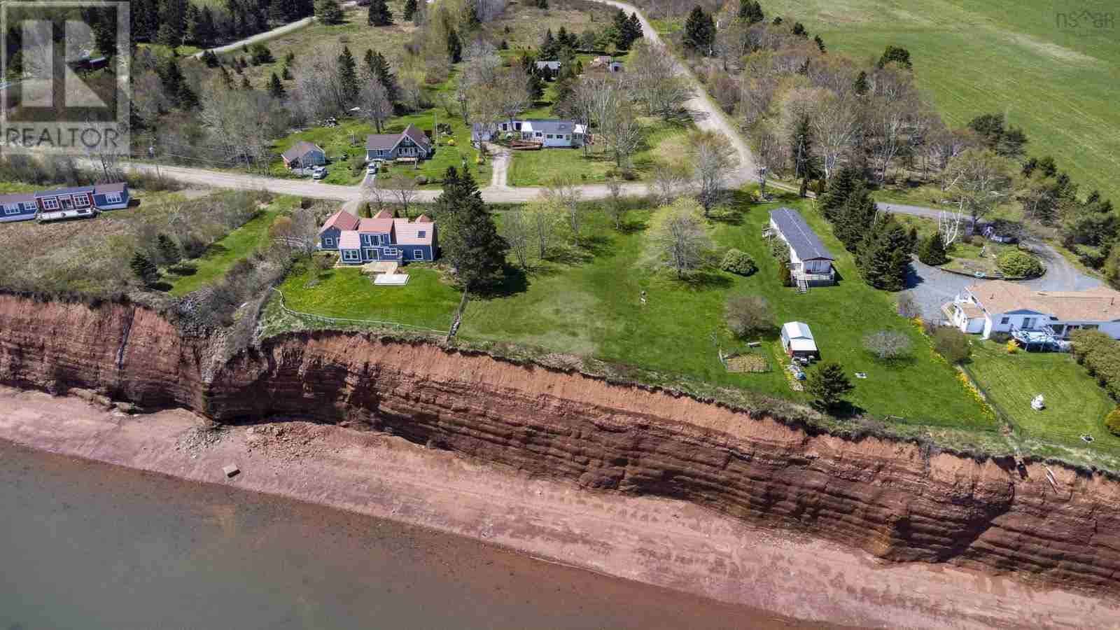 70 Blomidon Crescent