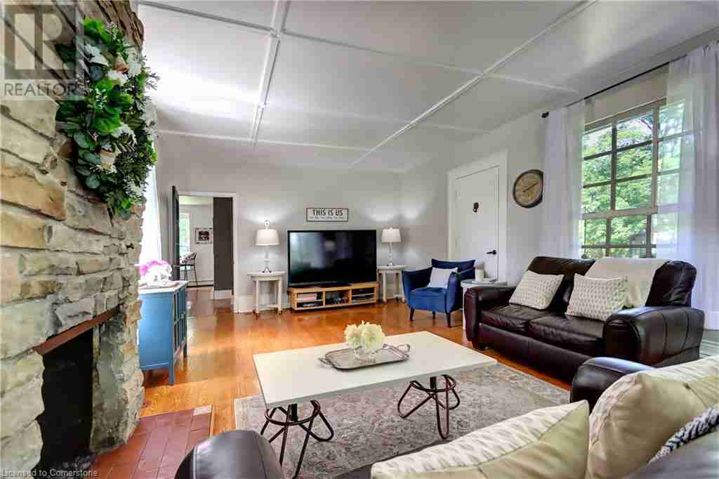 4 STEWARTTOWN Road 1050 - Stewarttown