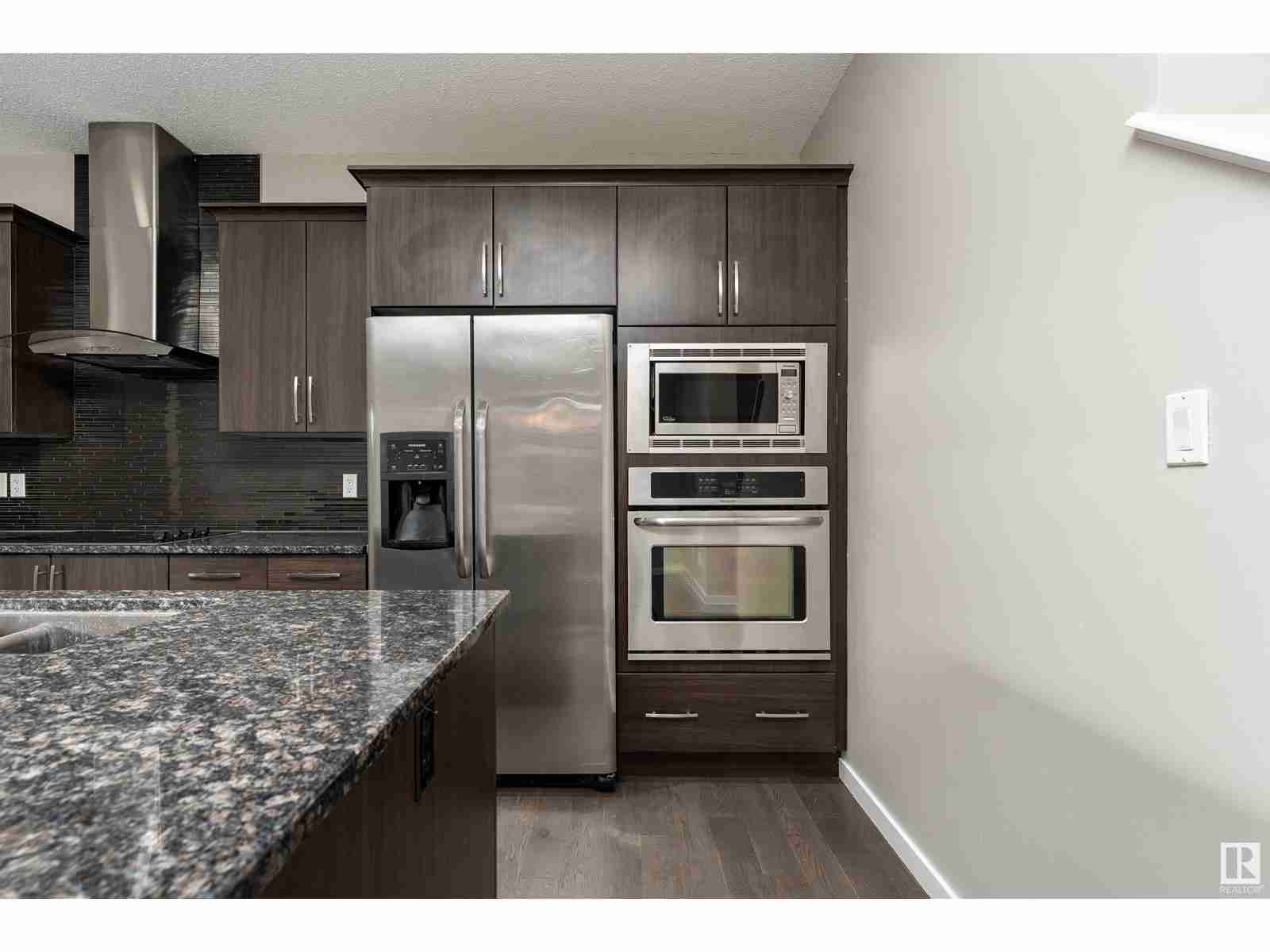 2128 74 ST SW Summerside
