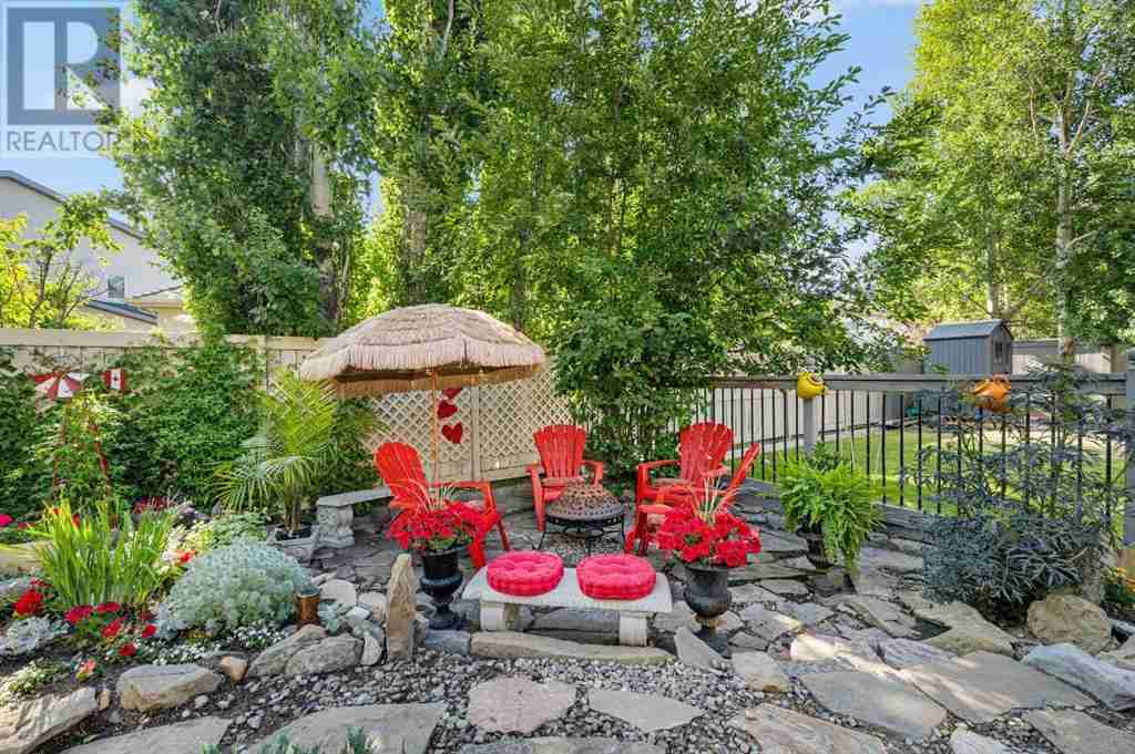 120 Cranston Drive SE Cranston