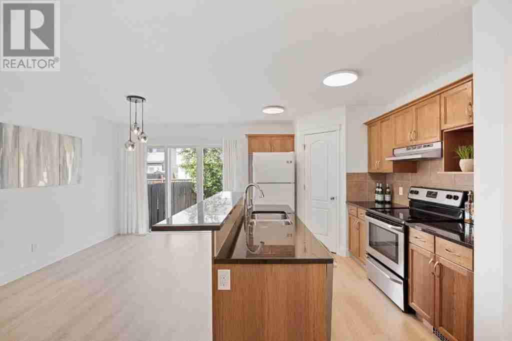 227 Cranston Road SE Cranston